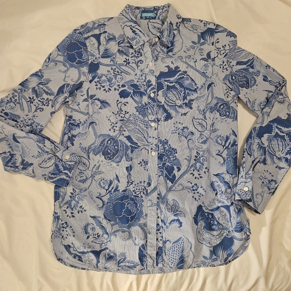J McLaughlin Blue floral Small Button Spring